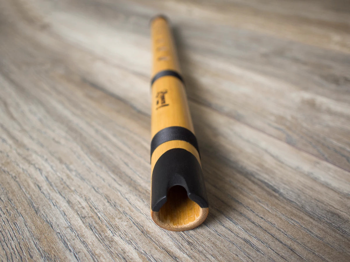 Professional Lupaca Quenacho – Bamboo & Ebony | C Major