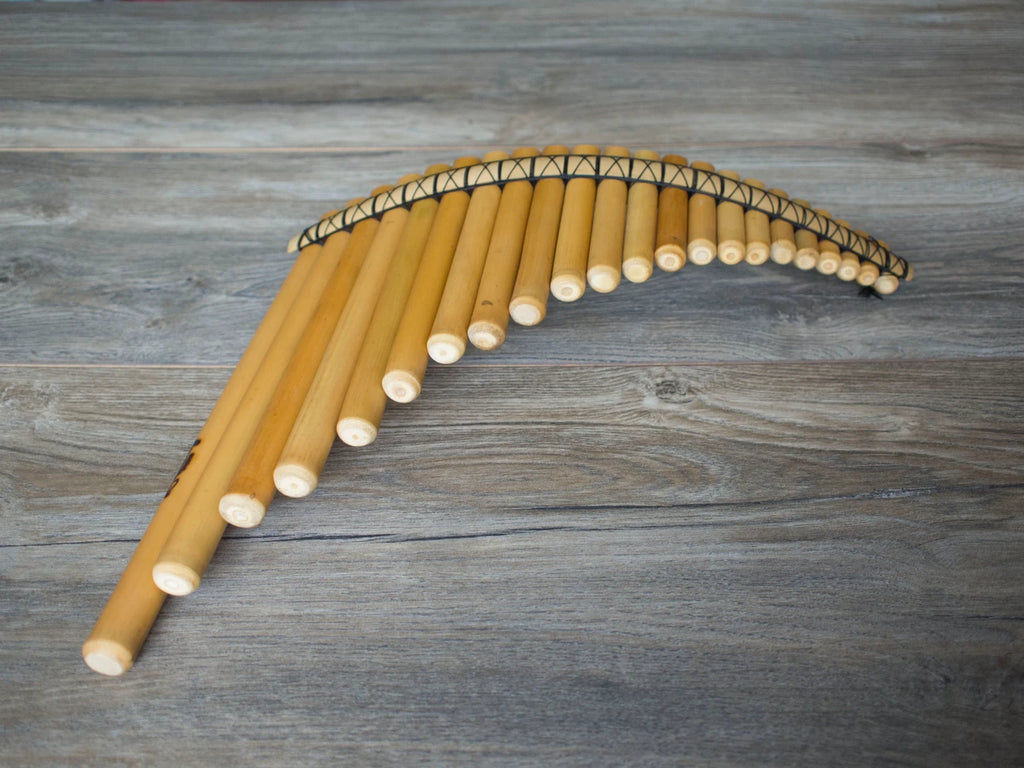 Lupaca panflute 22  pipes