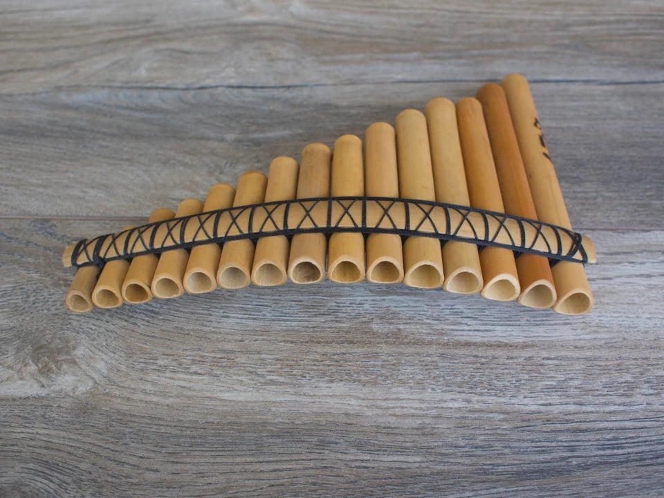 Lupaca Panflute 15 Pipes – A Minor | Intermediate Level