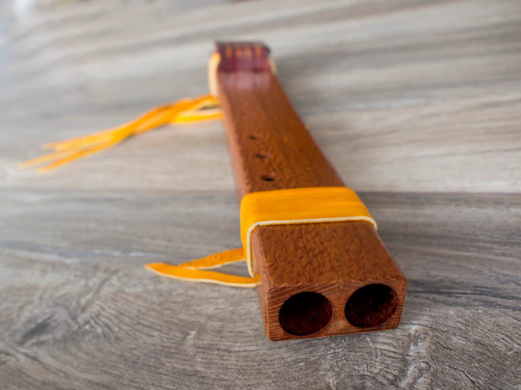 Professional Lupaca Drone Native American Flute in G (Sol) Snakewood