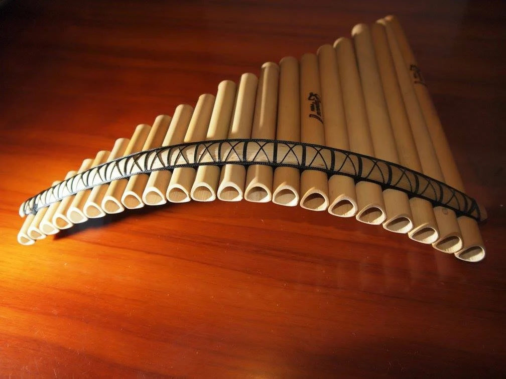Professional Lupaca panflute 21 pipes with case